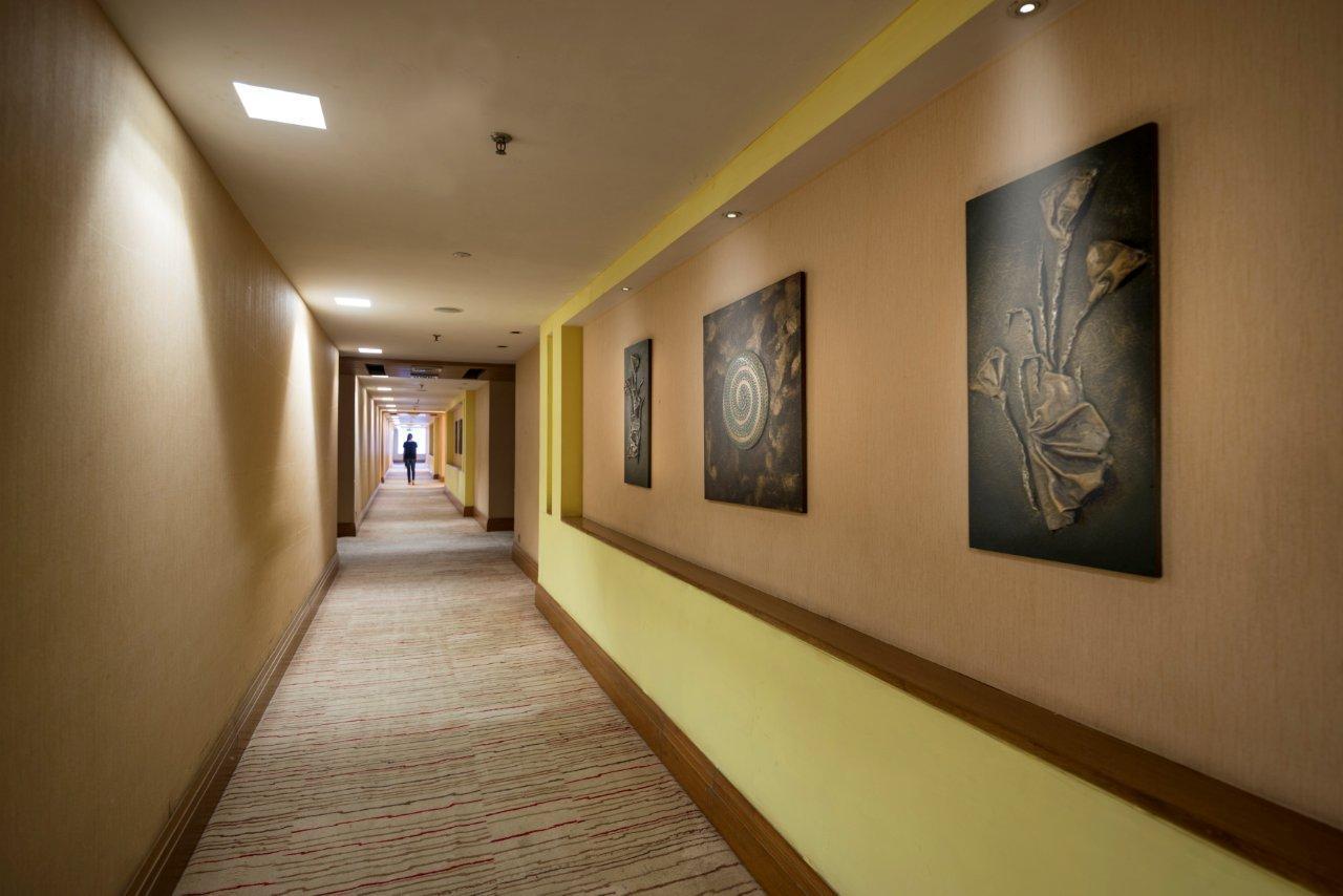 NIRVANA Hotel Banquets Club Ludhiana Extérieur photo
